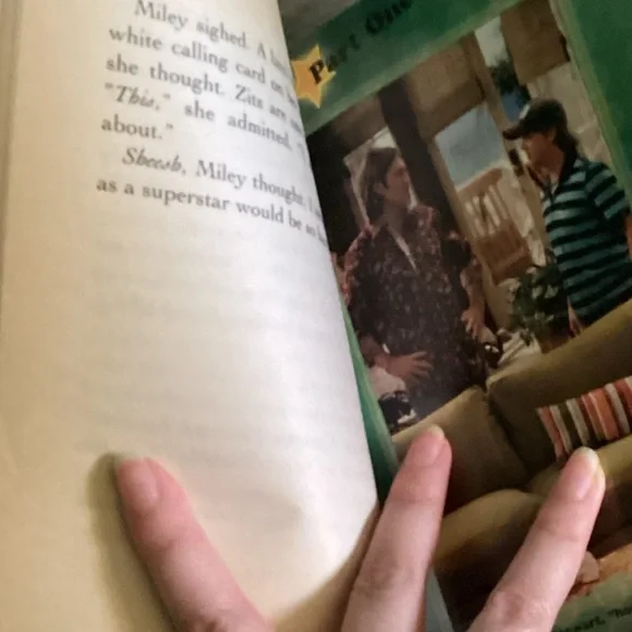 Three Disney Channel Books - Picture 10 of 10